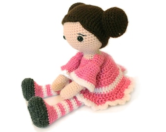 PATTERN : Doll - Crochet pattern - Amigurumi Doll pattern - Stuffed doll - Doll - toy - baby shower