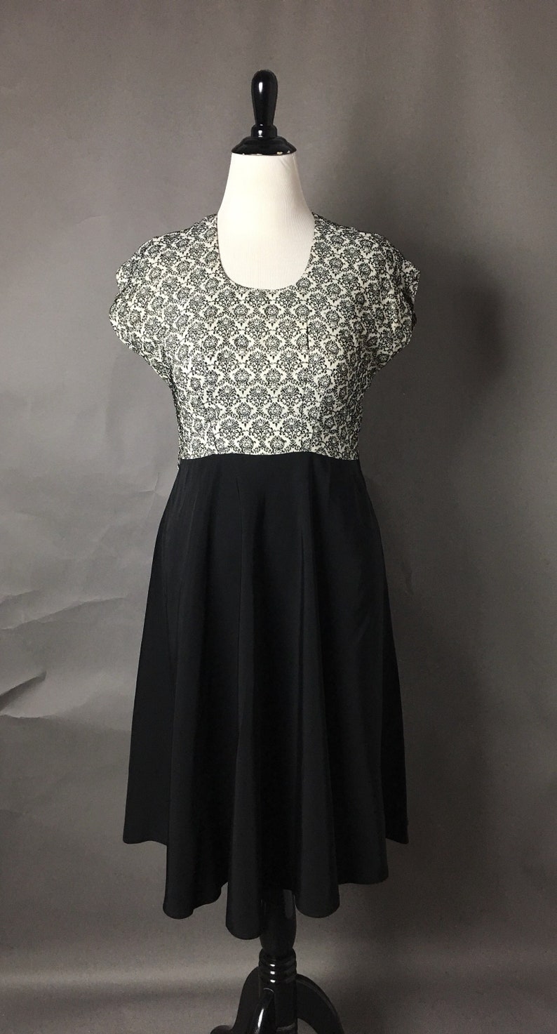 Vintage 50s dress 1950s dress volup plus size dress fit and flare dress novelty print dress party dress cocktail dress 2948