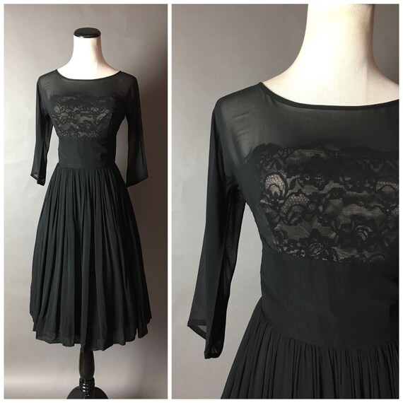 Vintage 50s dress / 1950s dress / fit and flare dr