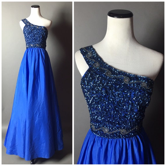 60s gown