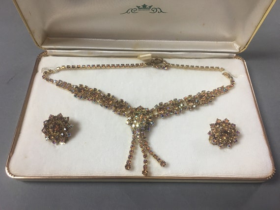 Vintage rhinestone necklace earring set / iridesce