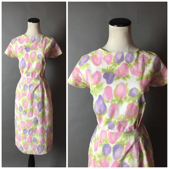 Vintage 50s dress / 1950s dress / novelty print dr