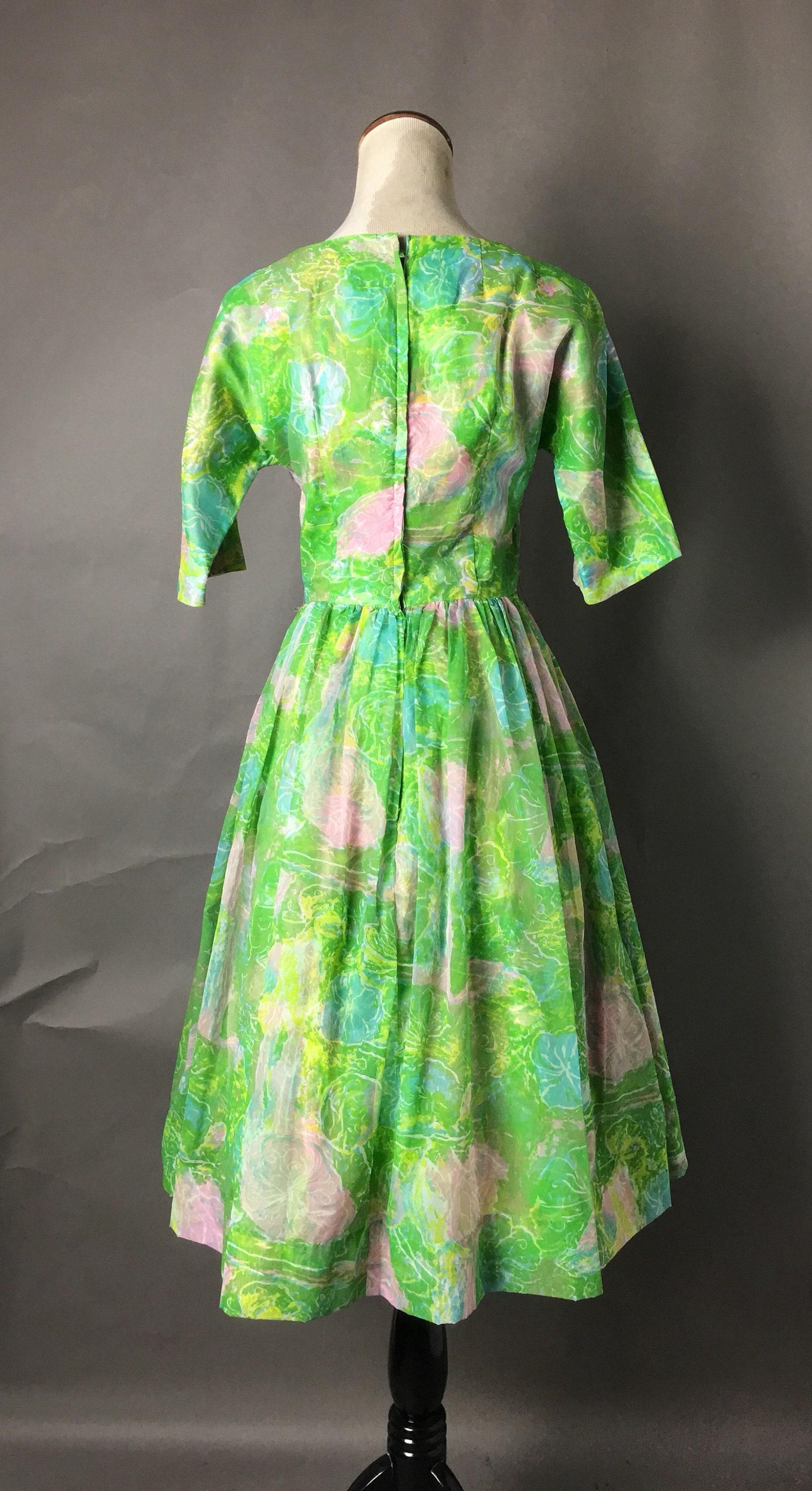 Vintage 50s Dress / 1950s Dress / Fit and Flare Dress / Floral - Etsy