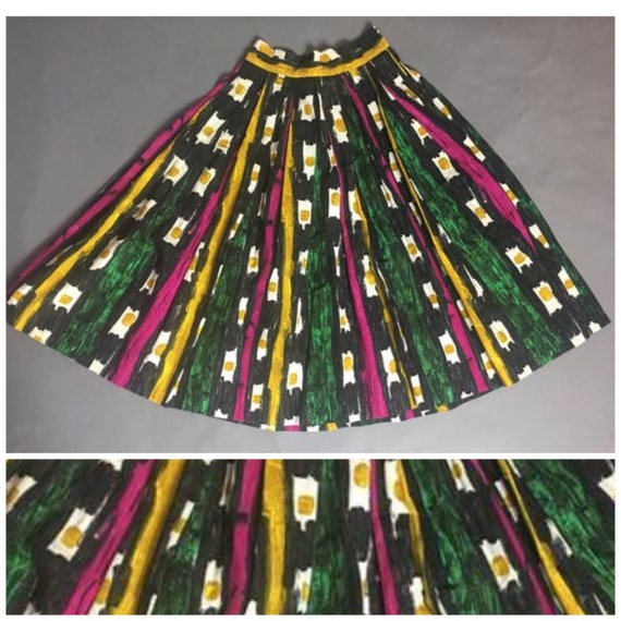 Vintage 50s skirt / 1950s skirt / novelty print sk