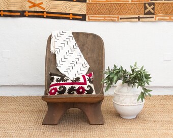 Vintage African Stargazer Chair: Hand-Carved Crocodile Motif