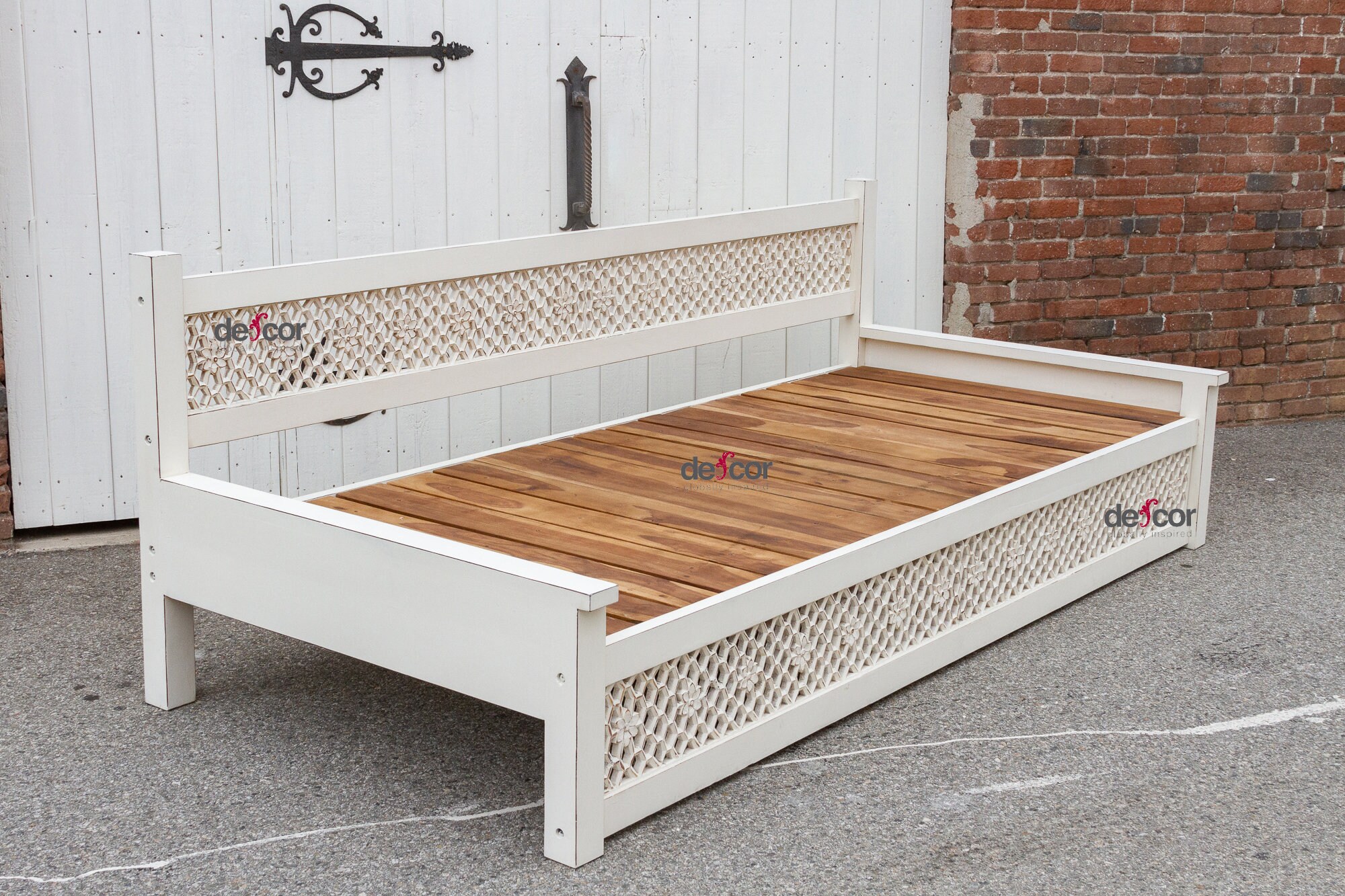 Very Long Antique White Floral Jali Daybed Large Modern Moroccan