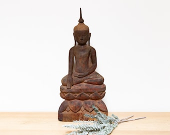 Antique Carved Wood Buddha Statue: Thai Bhumisparsha Mudra Figurine
