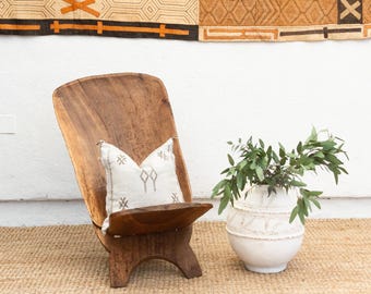 Vintage Senufo Chair: Hand-Carved Crocodile, Rustic African Decor