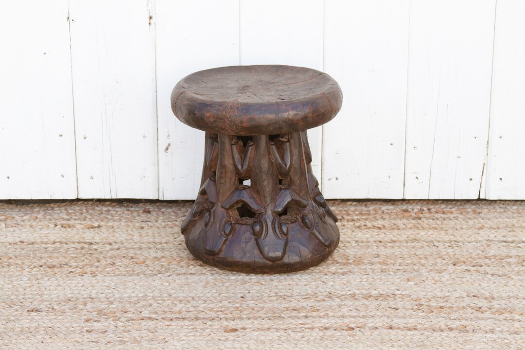 Vintage Handcarved Bamileke Stool: Cameroon Tribal Lizard Carvings - Etsy