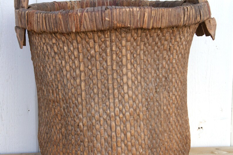 Large Reed Basket Antique Chinese Reed Basket: Rustic Farmhouse Decor - Etsy