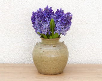 Antique Southeast Asian Stoneware Jar: Asian stone vase