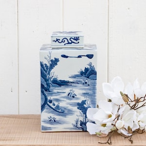 Vintage Chinoiserie Blue & White Tea Container, Asian Tea Container, Decorative Tea Caddy,Chinese Porcelain Tea Container,Ceramic Tea Vessel