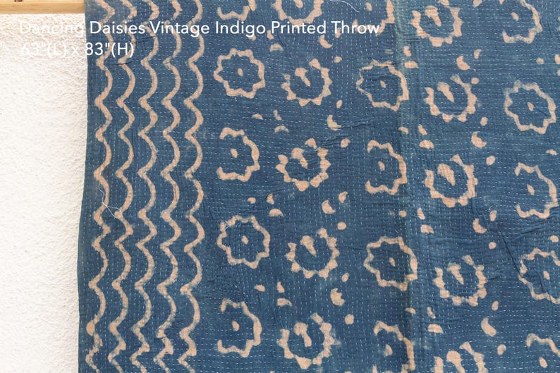 Vintage Indigo Cotton Throw: Hand-Printed Tribal Floral Blanket afbeelding 6