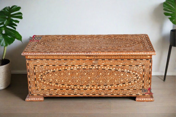 Old Indian Bone Inlay Teak Chest - Ca 1900 Old Indian Bone Inlay Teak Chest - Ca 1900