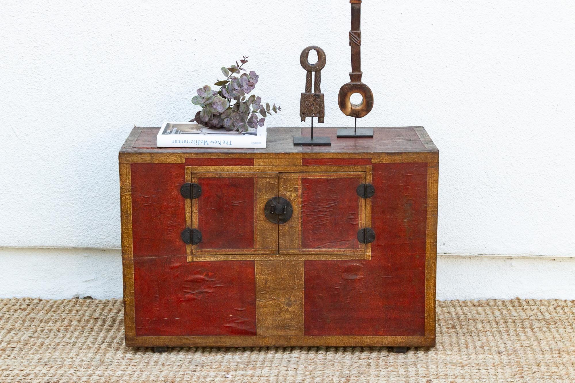 Antique Korean Painted Marriage Chest, Traditional Korean Marriage Chest, Hand-Painted Korean Bridal Chest, Decorative Korean Marriage Chest