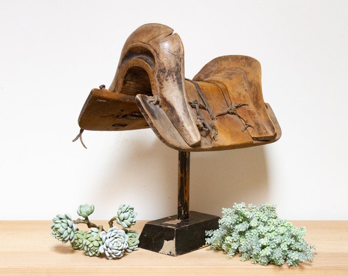 Antique Primitive Mongolian Horse Saddle, Antique Primitive Mongolian