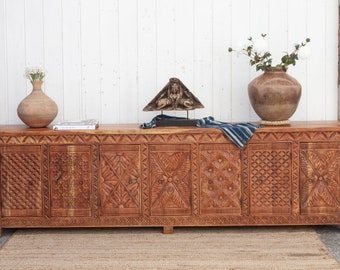 Very Long Carved Reclaimed Wood Coromandel Sideboard, Carved Wood Coromandel Sideboard, Rustic Wooden Buffet,Reclaimed Wood Indian Sideboard