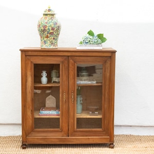 Antique French Walnut Louis Philippe Vitrine Cabinet, Walnut Display Cabinet, 19th Century Antique Walnut Cabinet, French Showcase Cabinet