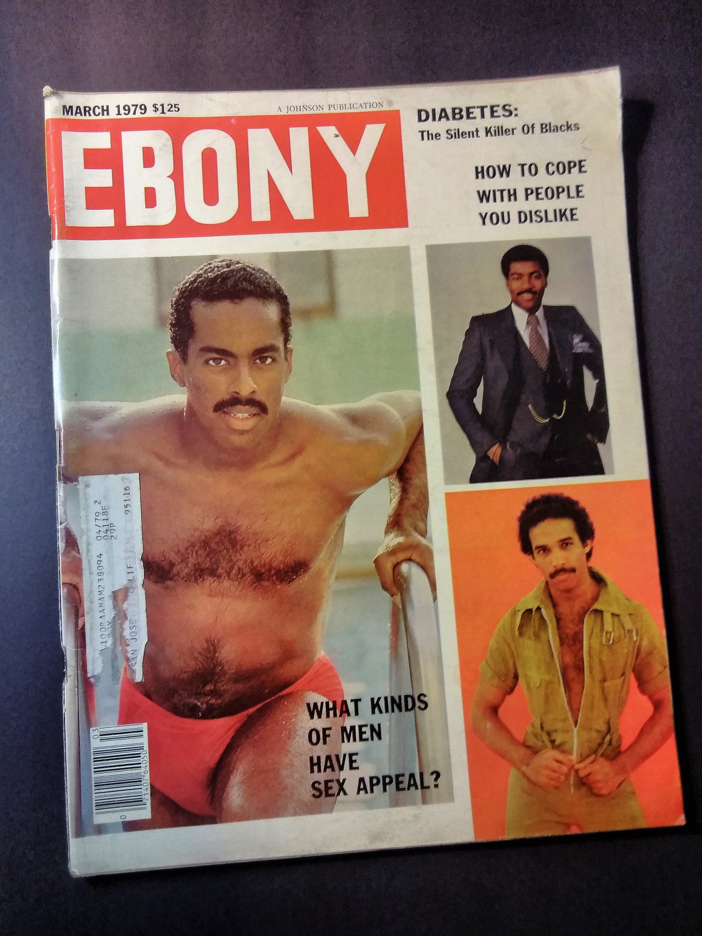Ebony σεξ περιοδικό