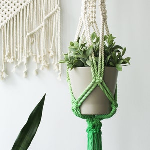 Macrame Plant Hanger, Dip Dyed Macrame Hanging Planter, Green
