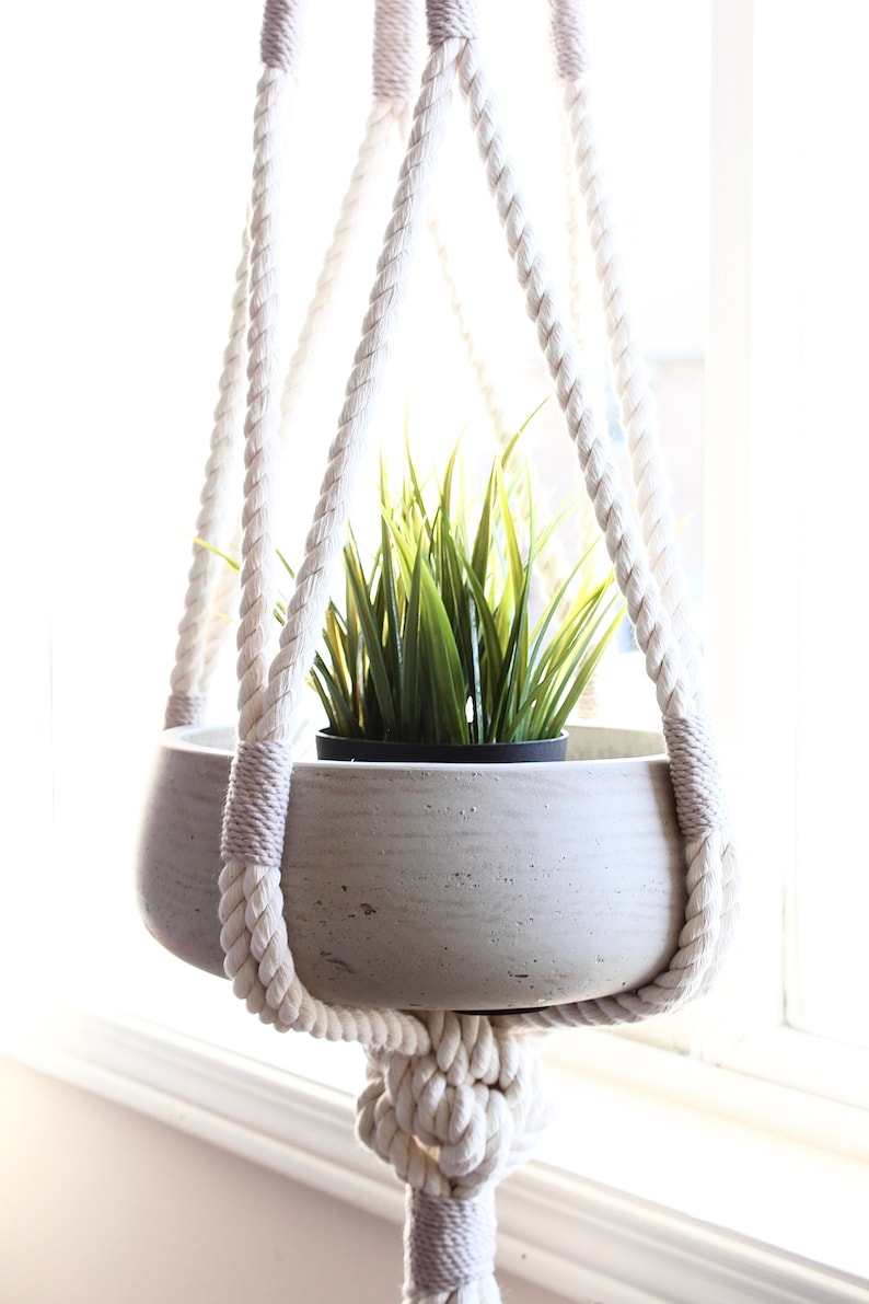 Cintre de plante en macramé, jardinière suspendue, bloc de couleur, porte-plante en macramé image 6