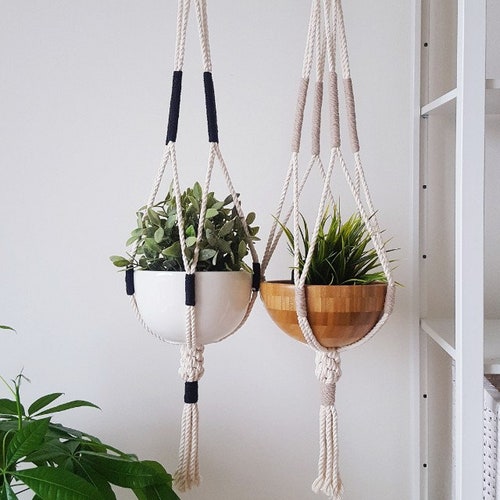 Colgador de macramé hecho a mano para plantas: soporte para macetas de cuerda de algodón de 89 cm (35")
