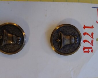1776 La Mode Buttons set of 2 Vintage Silver tone 3/4"