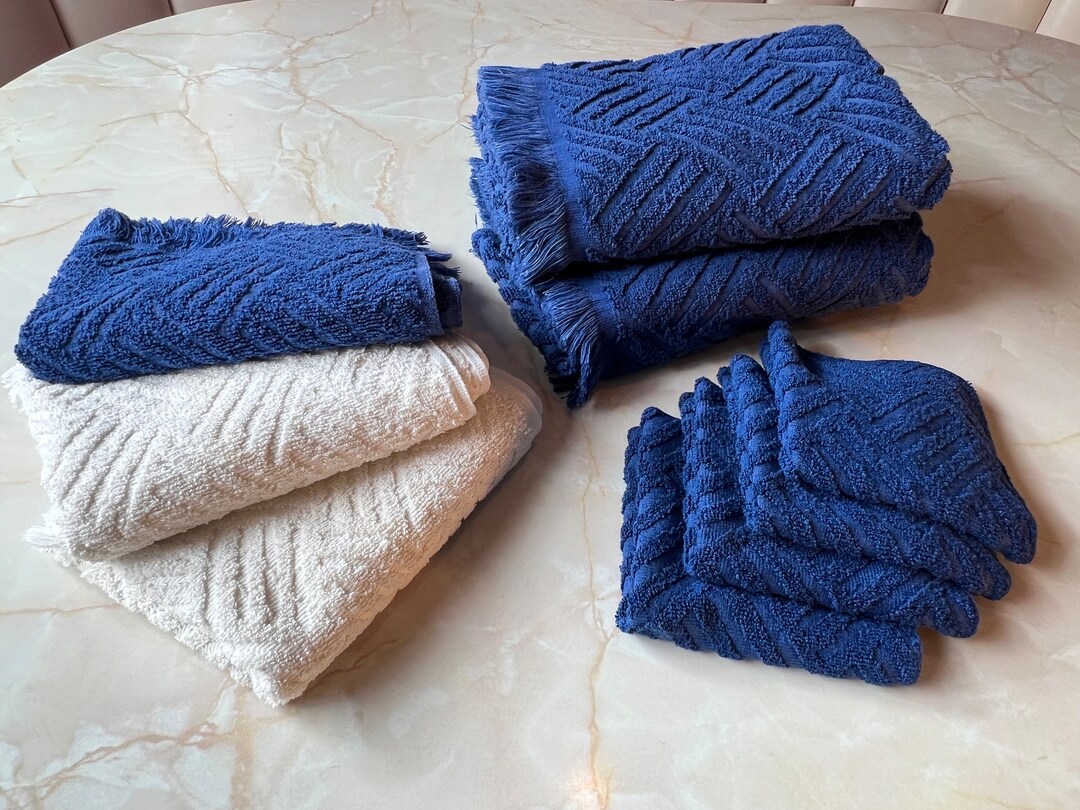 1970s Vintage Bath Towel Set of 9 Pieces Geometric Navy Blue by