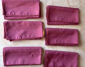 Vintage Cloth Dinner napkins - Set of 4 + 2spares*