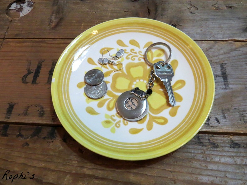 Vintage Royal China Cavalier Ironstone Damsel Yellow Flower Plate