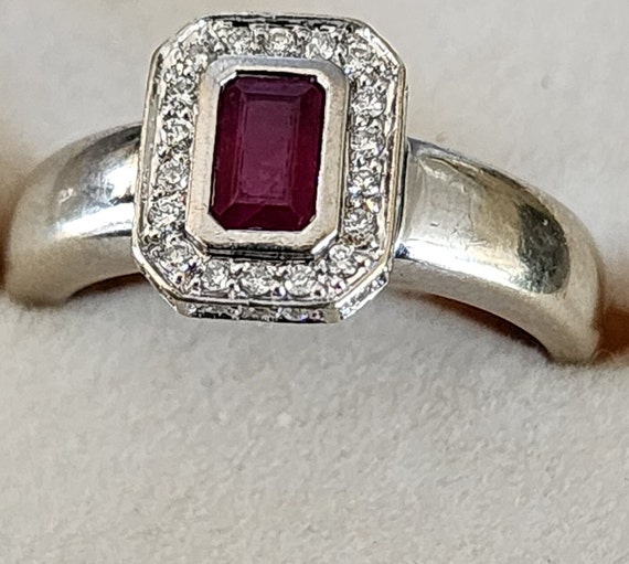 18k White Gold Ruby Diamond Ring - Size 6.5 - image 1