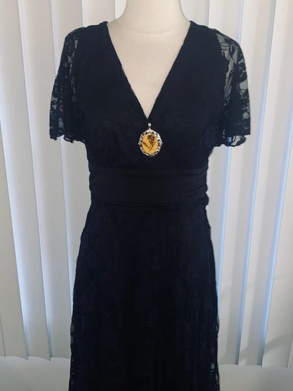 Black Rose Lace Flutter Sleeve V Neck A-line Maxi Goth Witch Dress Sz M -  Etsy Israel
