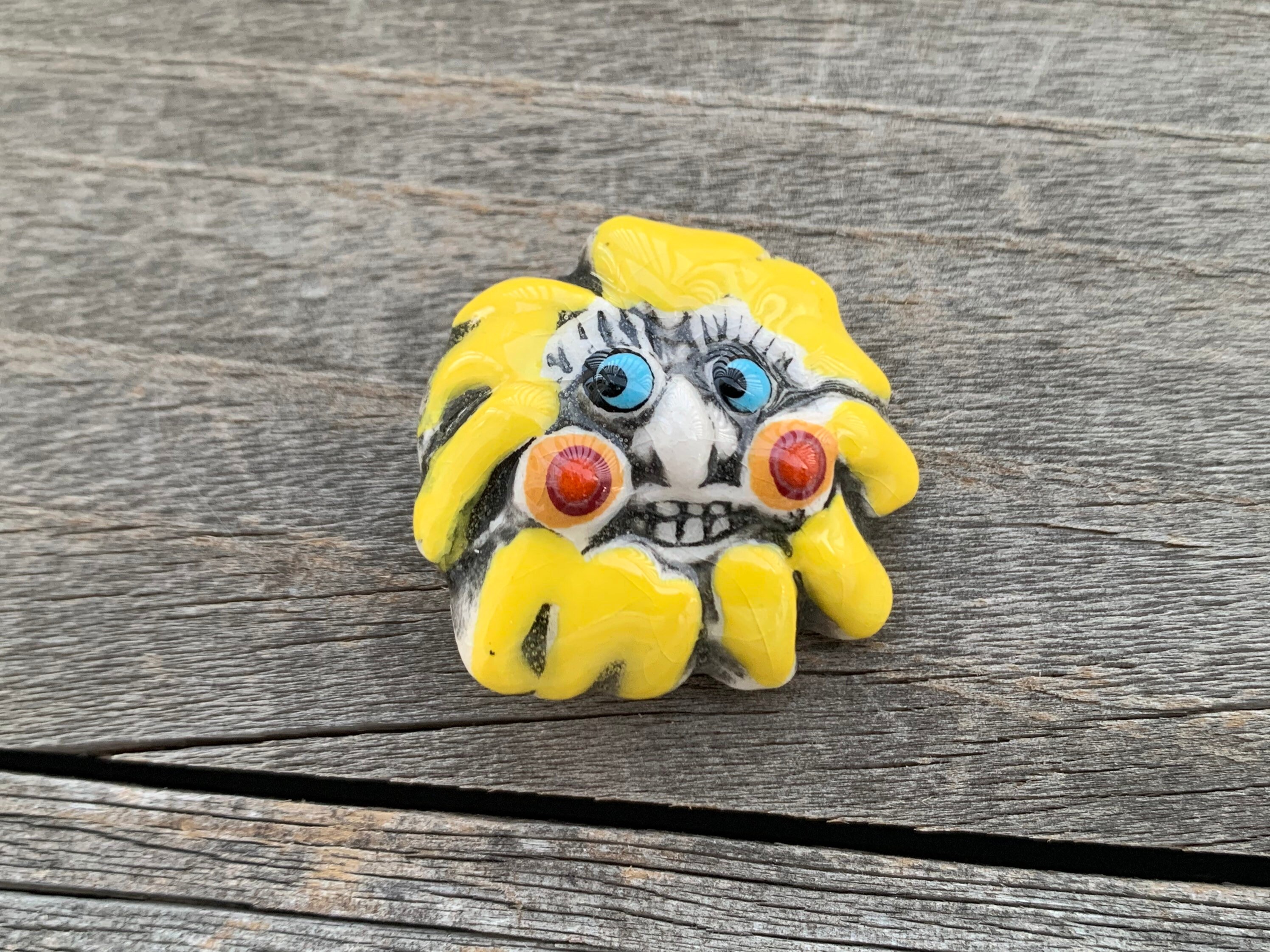 Crazy Troll Face Social Media Pin for Sale by Steelpaulo