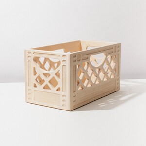 The Collector Browser Wooden Milk Crate image 2