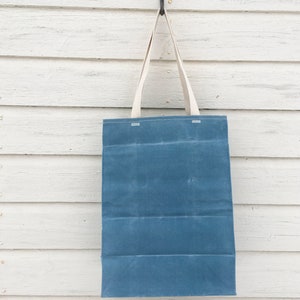 Grocery Bag // The Original Waxed Canvas Grocery Bag // Farmers Market Bag in Sky Blue // Brown Bag image 3