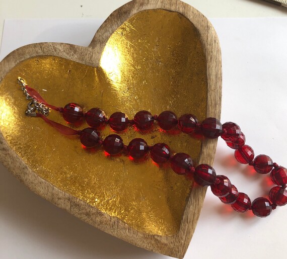 Vintage Plastic Bead Necklace, Chunky Red Bead Ne… - image 3