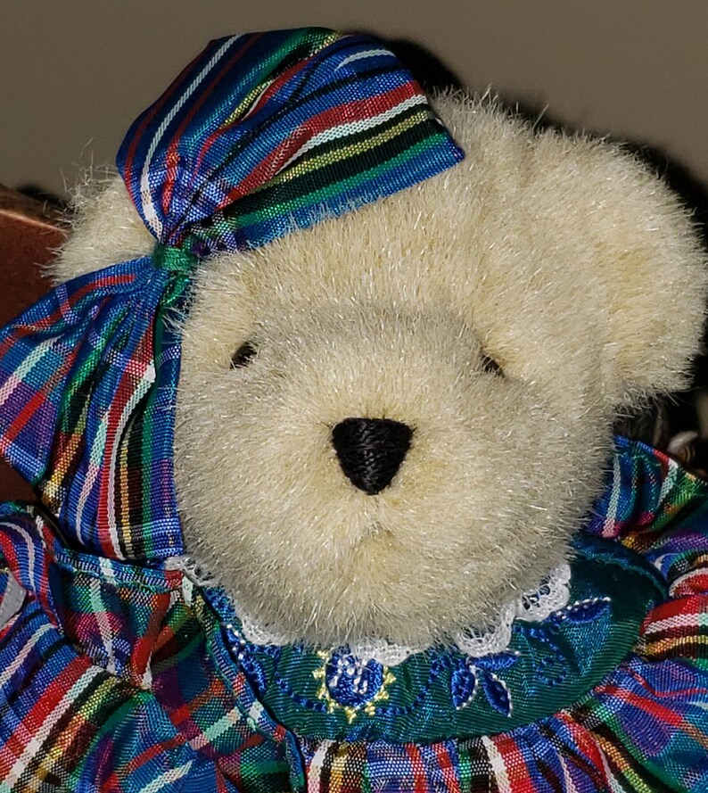 Muffy Vanderbear Miss Muffy Belle\u2019s Hat Shop Event Piece 1999