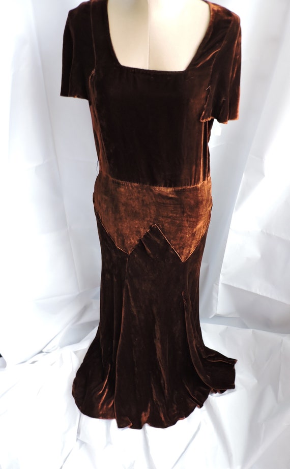 simple velvet gown