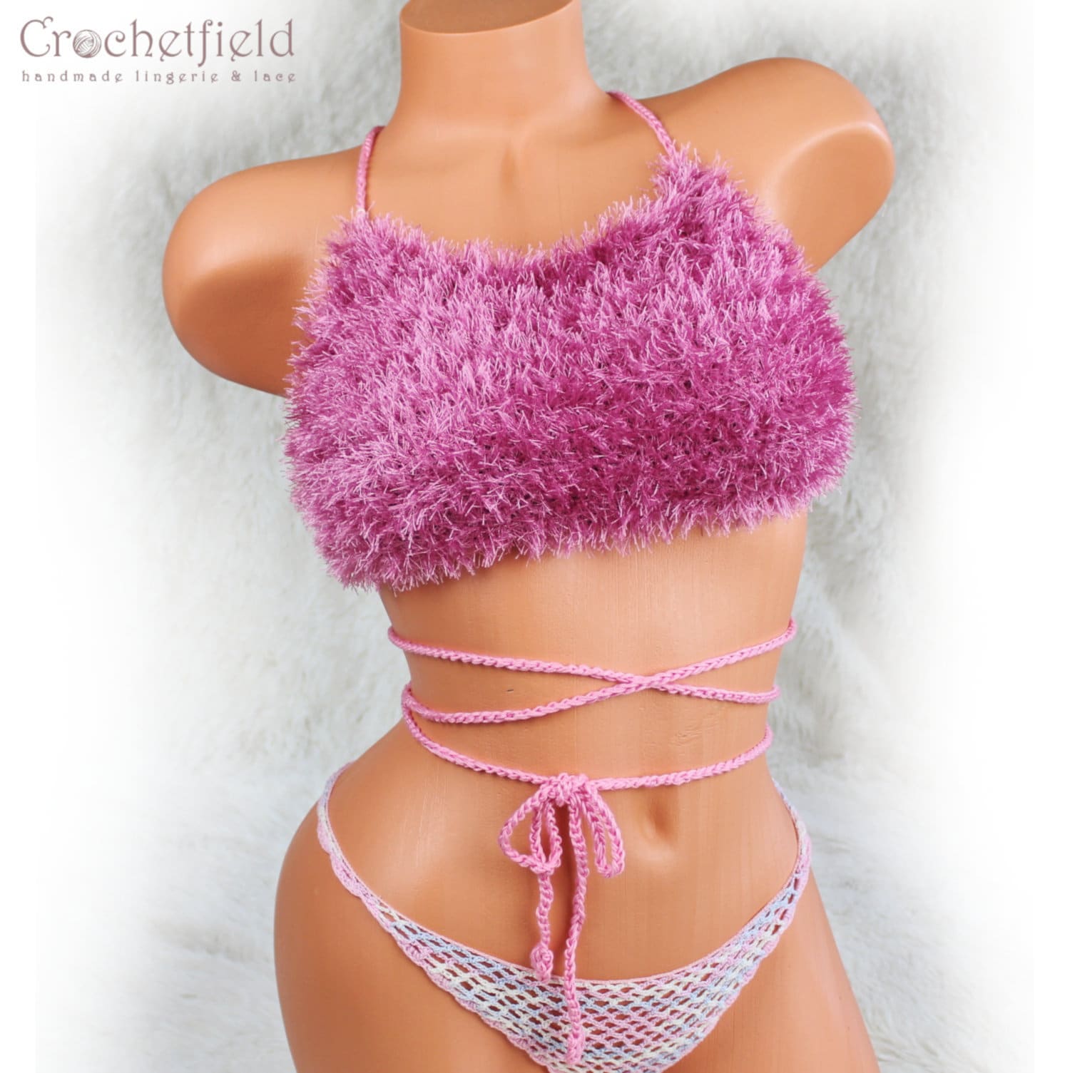 Fluffy Fuax Fur Pink Bra 💗🎀  Pink bra, Diy bra, Clothes design