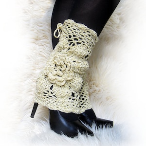 Beige crochet leg warmers with flowers, lace boot cuffs, boho boot covers, Gift for her