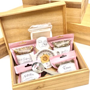 Organic Loose Leaf Herbal Tea Set with Wooden Gift Box