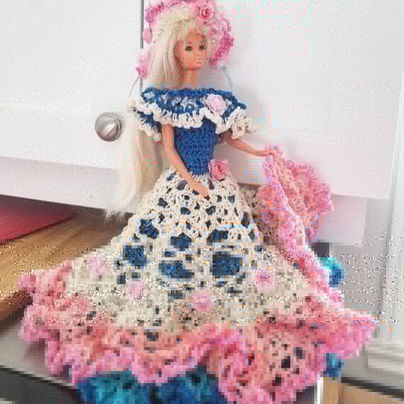 crochet toilet roll doll