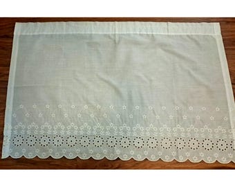 Vintage White Curtain Panel W Eyelet Lace Trim Sears Perma-prest Cottage 37x24
