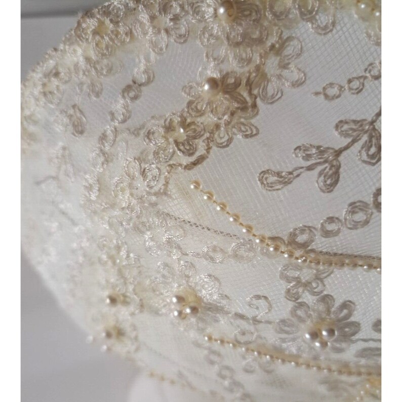 Vintage Bonnet de mariage pour femme, bonnet en maille blanche, fausses perles image 5