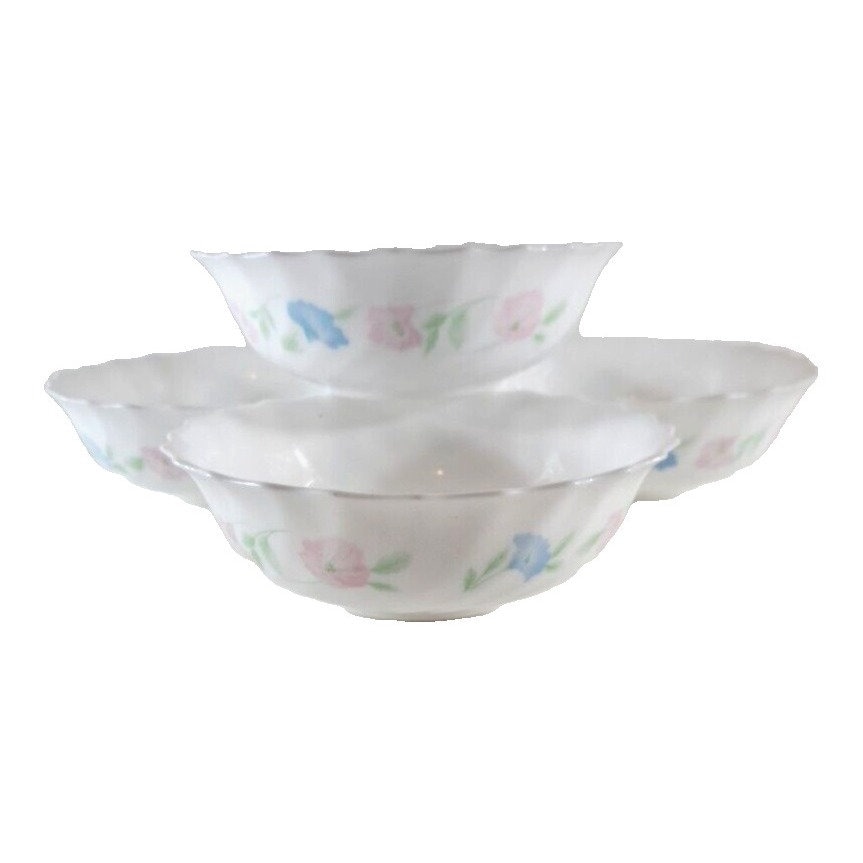 専用です。フルーツ柄 波型　ボウルアルコパル　フランス　ミルクガラス 大中小３個 Arcopal bowl - Etsy 日本
