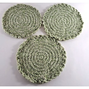 VTG Crochet Doily Lot Of 3 Green White Handmade Crafts Hot Pads Pot Holders