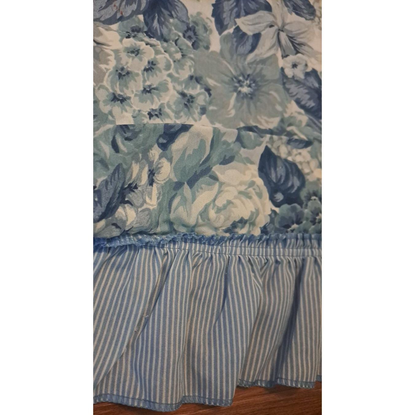 Vintage Window Valance Blue Floral Roses Ruffled Floral Cottage Country ...