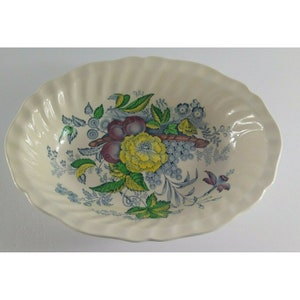 VTG Royal Doulton The Kirkwood Serving Bowl Multicolor D5130 Scalloped 10 3/8&quot;