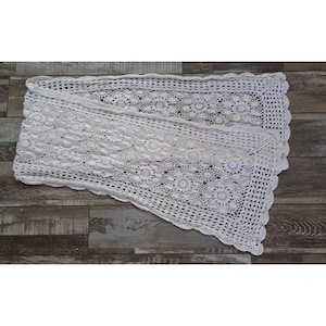 Vintage Crochet Knit Table Runner Handmade Floral White Long Farmhouse 56x13