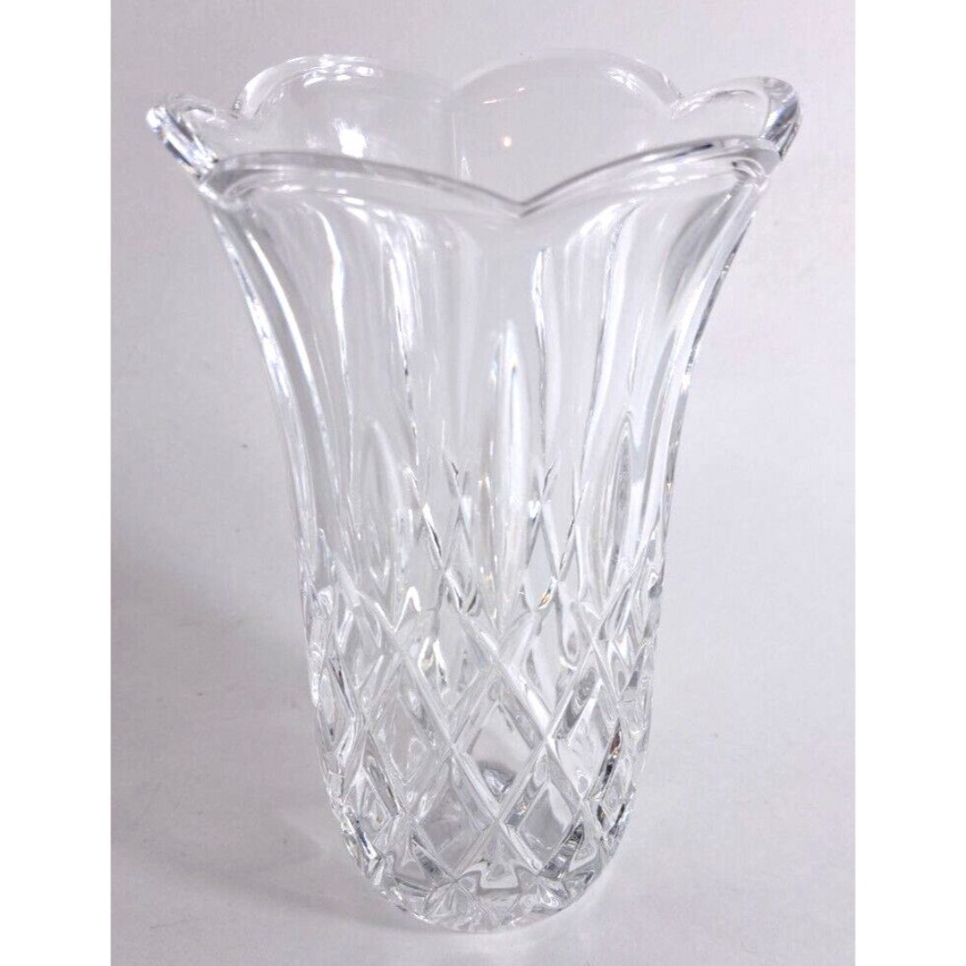 Vintage Gorham Lead Crystal Vase King Edward Scalloped Edge Diamond Cut